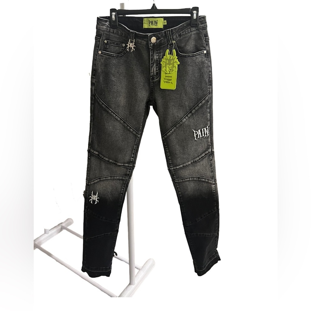 PAIN brand men 30/33 Black Denim Jeans with Silver Accents
90% cotton 2% spandex